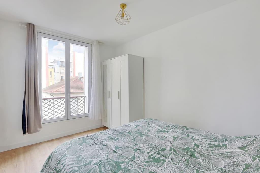 Appartement Suite Aux Portes De Paris Clichy Luaran gambar