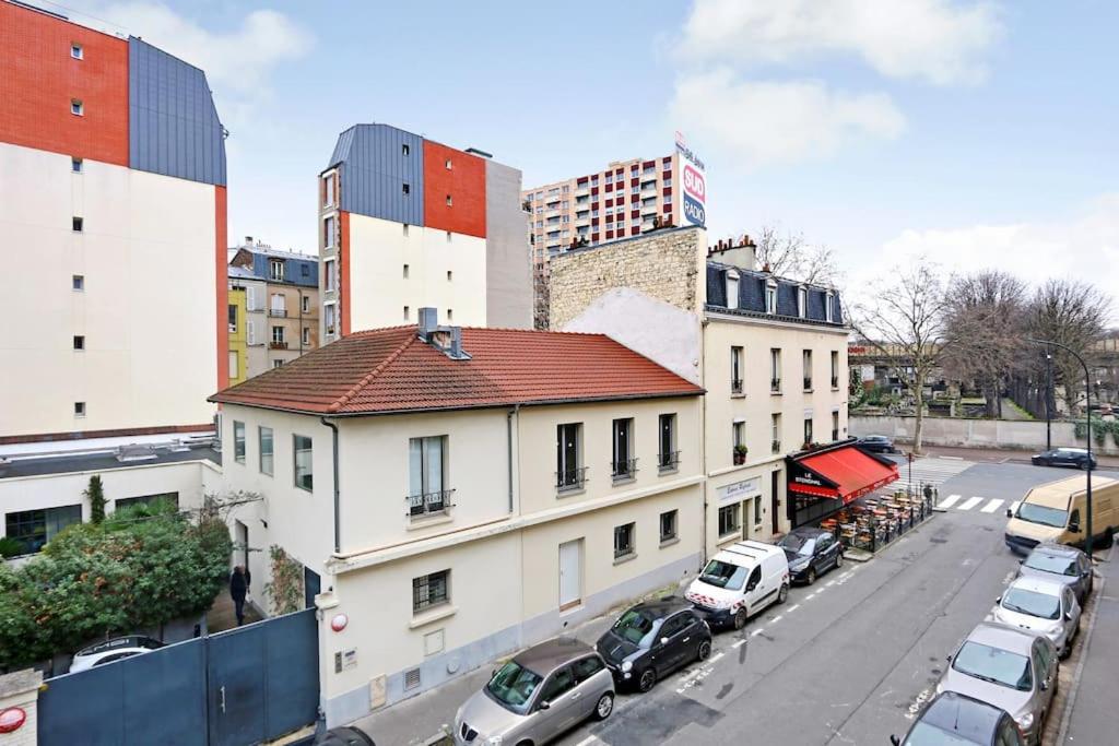 Appartement Suite Aux Portes De Paris Clichy Luaran gambar